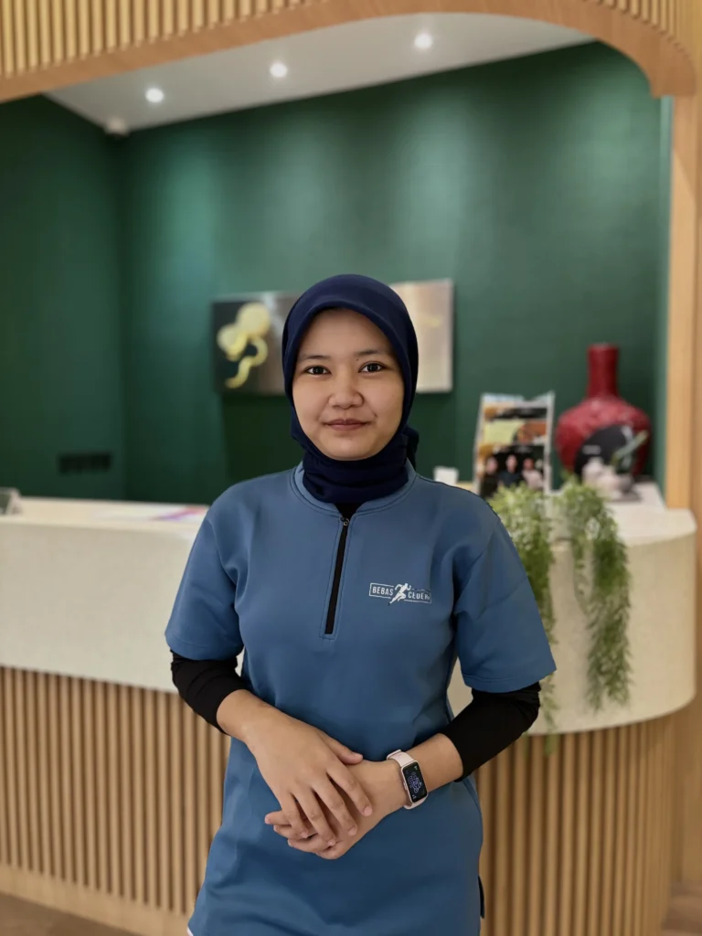 Mutiara Anrefsil Putri., Str. Kes