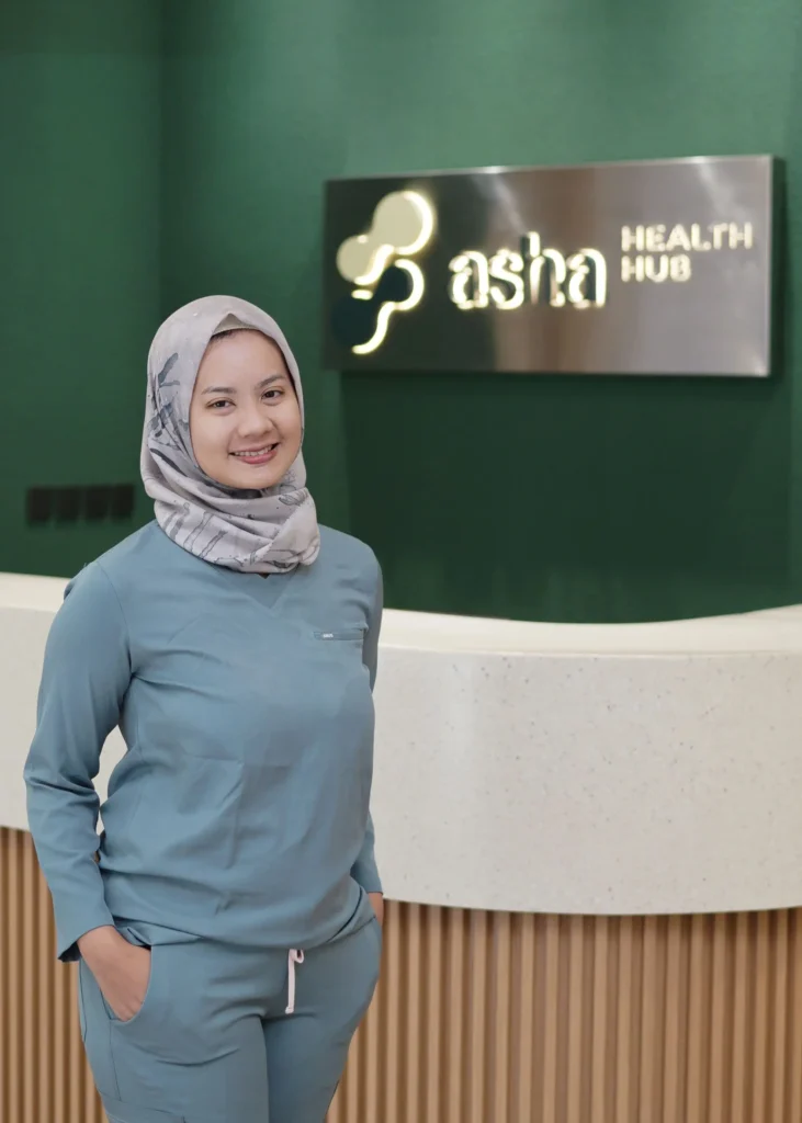 drg. Nadia Cantika, Sp. Ort